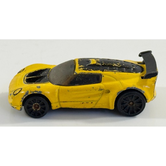 Hot Wheels Lotus Elise Kids 1:64 Yellow Diecast Toy Car 2003 Mattel Malaysia